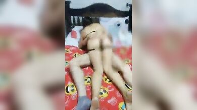 Bibi ki saheli ka Hindi sex maza lete hue mms