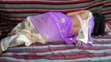 Chachi ka papa se Hindi sex maza lete hue mms