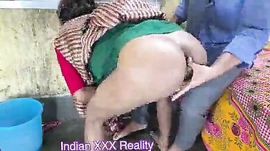 Dehati kaamwali ki maalik se chudai ki sexy xxx porn