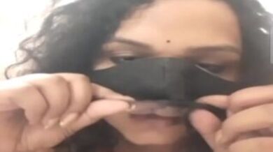 Chudakad mausi ne papa se bur chudai ka khel khela
