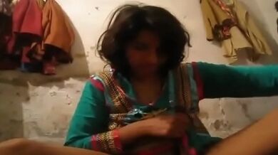 Kaamwali ki ghar ke maalik se chudai ki Indian blue film