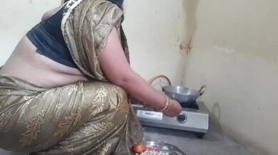 Chudakad chachi aur papa ke Indian fuck ki sexy xxx bf