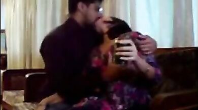 Natkhat bua ki bhatije se chudai ki Indian xxx bf