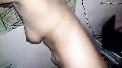 Driver se chudasi bhabhi ki Hindi mai hardcore sex bf