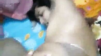 Sundar kuwari ladki se kamasutra sex ka mast porn tape