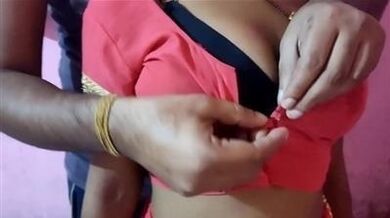 इंदौर में सेक्सी औरत के हिंदी चुदाई का इंडियन सेक्स वीडियो