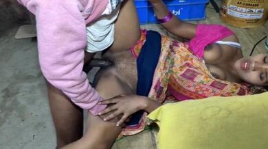 Muslim wife ko lambe lund se choda boyfriend Hindi mein bf