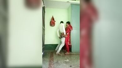 Dehati ladki ki chudai khade khade kiya lover uske ghar par