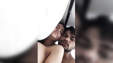Marwadi big boobs bahan nangi bistar par soyi bhai ke sath