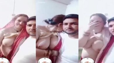Dehati sharmili bhabhi dudhwali chuchi dikhayi devar ko mms