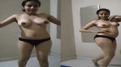 Desi big boobs girl panty mein nanga nach hot Punjabi xxx bf