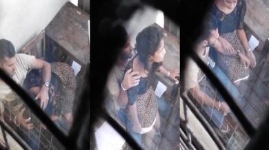 Coaching classes me Delhi couple ki chudai pakdi gayi