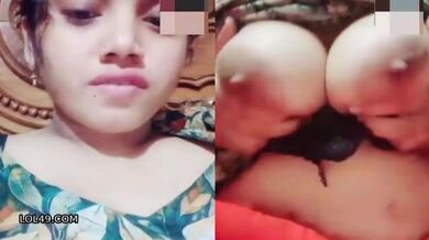 Beautiful dehati ladki ne big boobs dikhaye video call par
