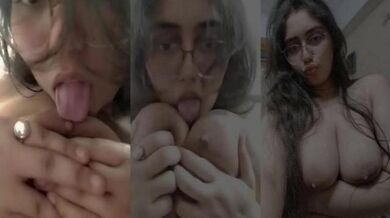 Delhi ki chashmish ladki boobs chusti hai nangi mms banakar