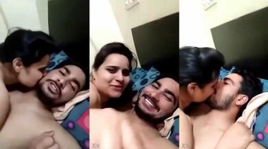 Punjabi bhabhi ki lips kissing lover ke sath nangi hokar MMS