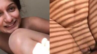 Agra muslim sali ki chut me ungli ghusakar sex kiya jija MMS