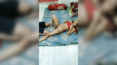 Bengali boudi ki nangi karke choda padosi ne ghar aakar clip
