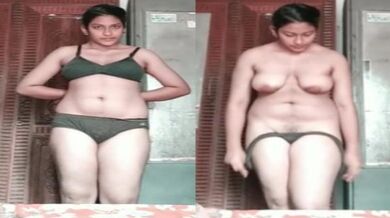 Dehati ladki bra panty utarkar boobs ke sath khelti hai MMS