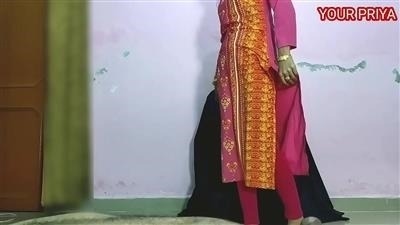 Ghar par nangi bahan ki chut chudai ka Indian xxx porn video
